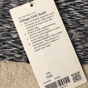 Ivivva (by lululemon) village chill scarf